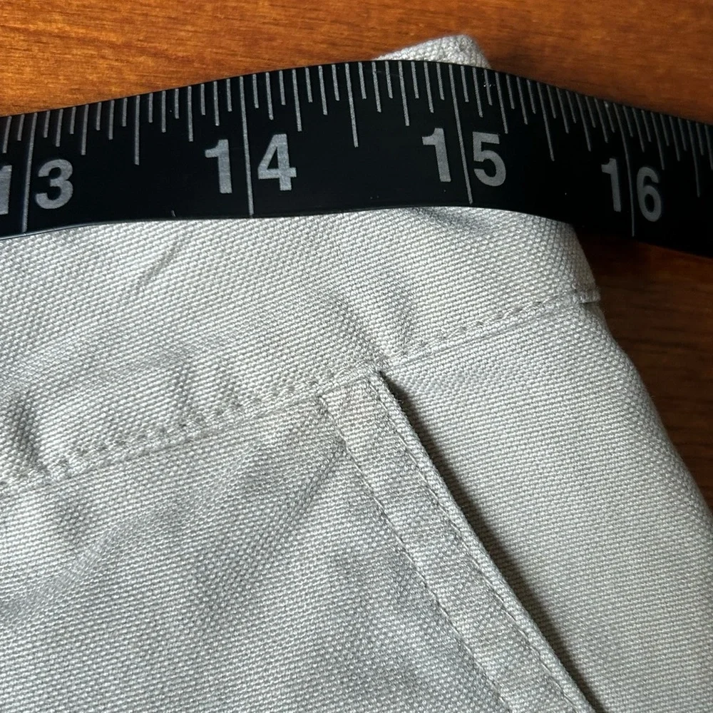 Gap Khakis Shorts Size 6 Beige Chino Slash Pockets Summer Vacation Everyday